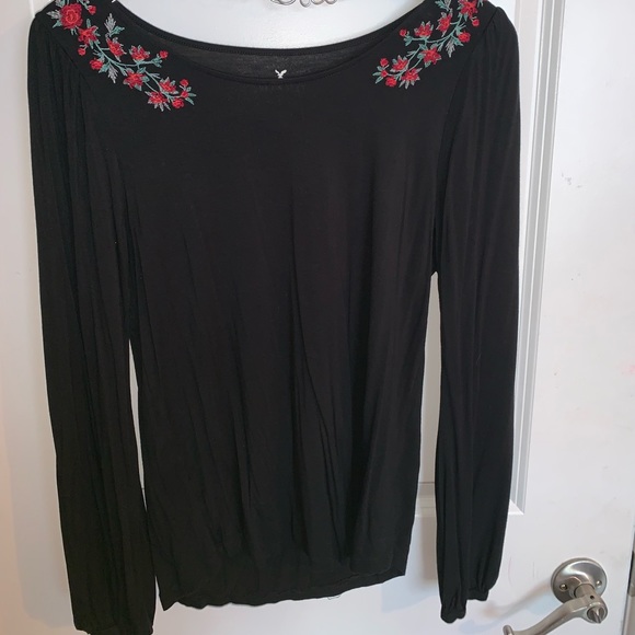 Black blouse - Picture 1 of 4